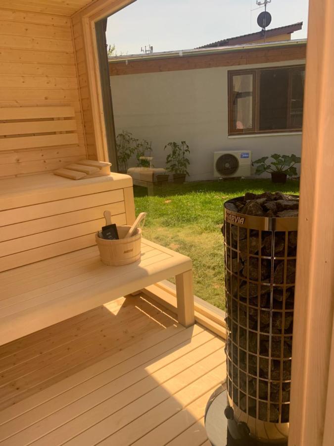 Apartman S Wellness Sluzbami Cercany Екстер'єр фото