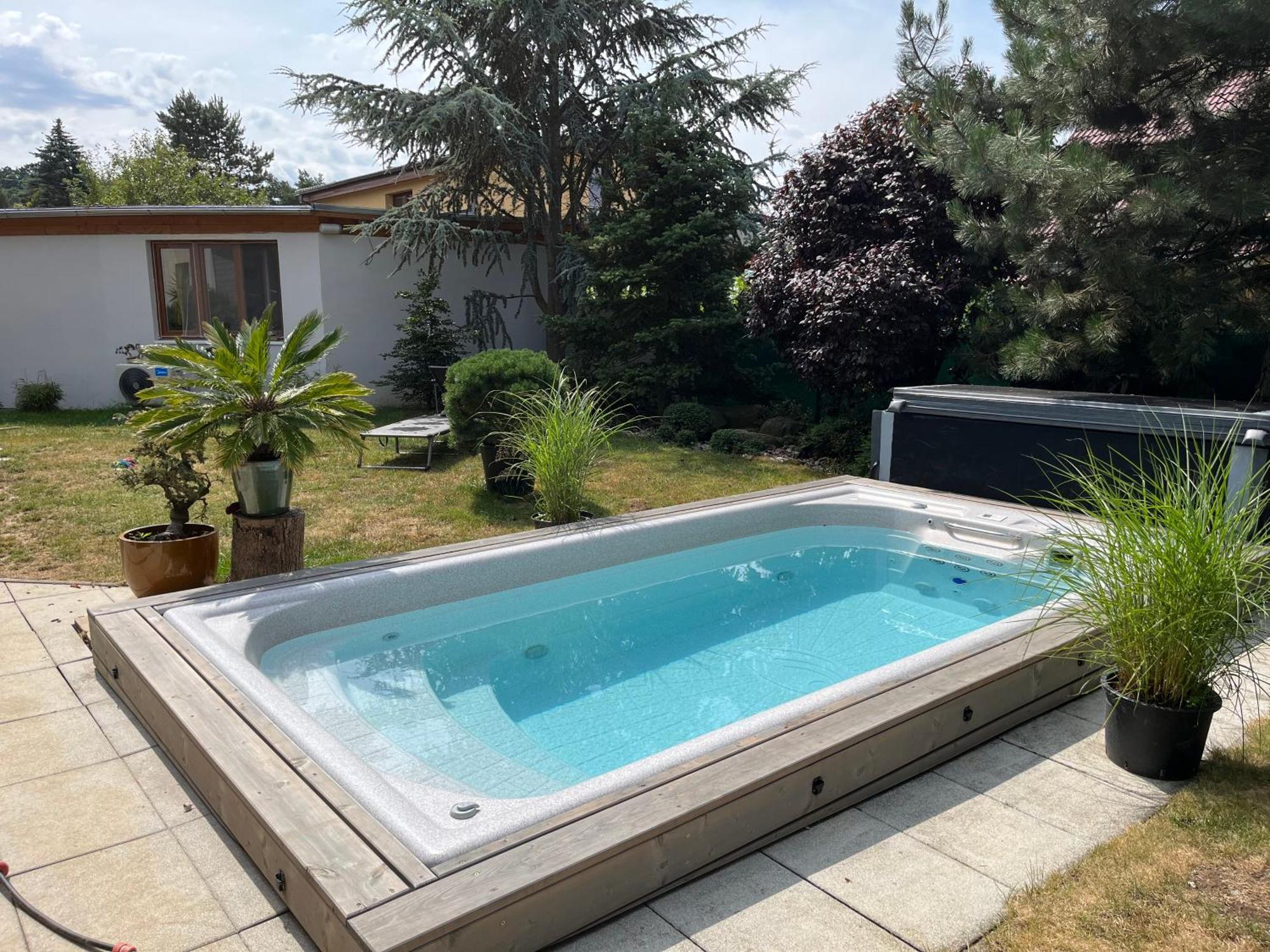 Apartman S Wellness Sluzbami Cercany Екстер'єр фото